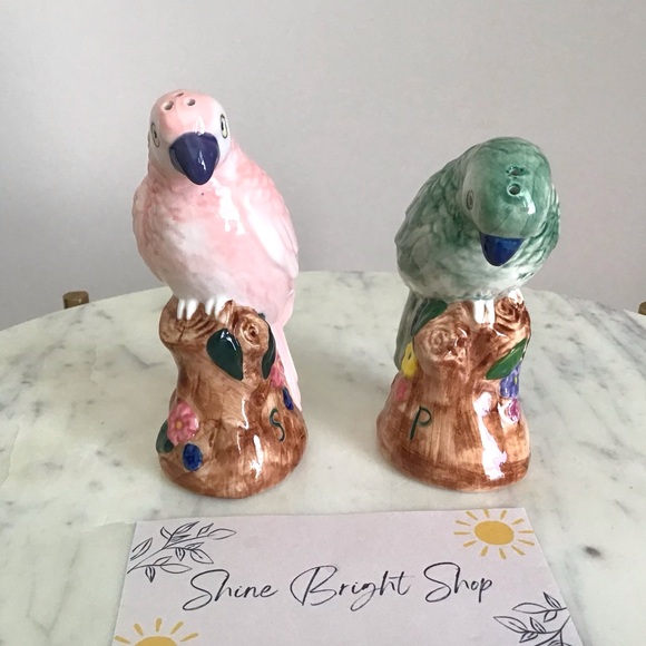 Anthropologie Handpainted Glazed Stoneware Salt and Pepper Shakers Birds NIB NWT - Picture 4 of 12